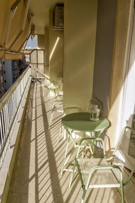 Apartment In The Heart Of The City Athènes Extérieur photo